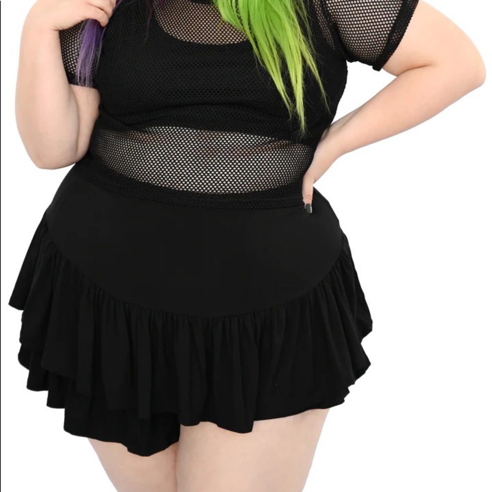 Foxblood ruffle shorts